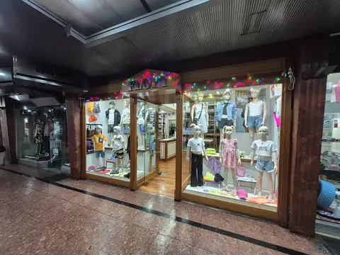 Local en Venta en Flores, Capital Federal