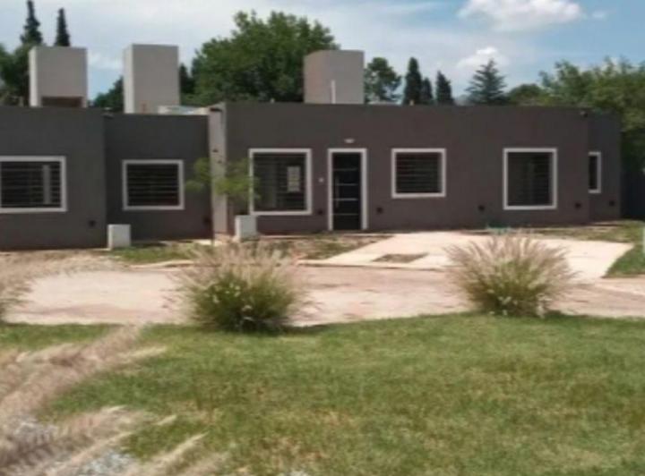 Casa · 125m² · 4 Ambientes · 2 Cocheras