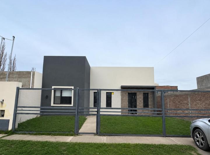 Casa · 68m² · 2 Dormitorios