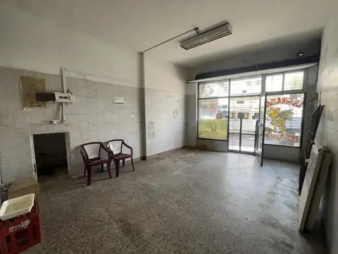 Local en Venta en Flores Sur, Flores