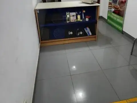 Local en Venta en Parque Patricios, CABA