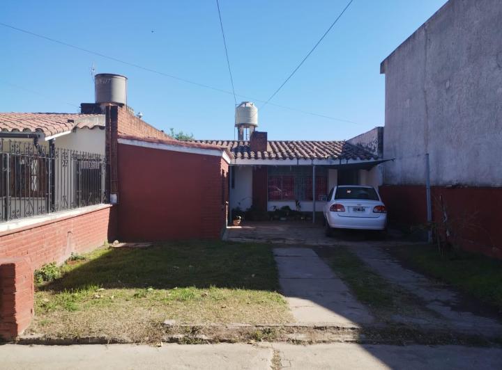Casa · 123m² · 3 Dormitorios · 2 Cocheras