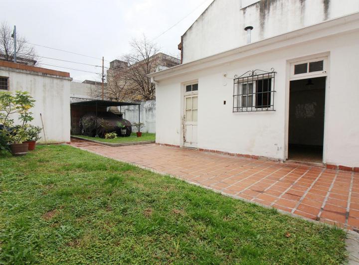 Terreno · 242m²