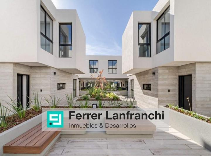 Casa · 98m² · 5 Ambientes · 1 Cochera