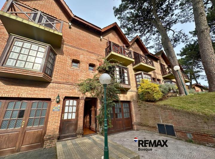 PH · 103m² · 4 Ambientes · 1 Cochera