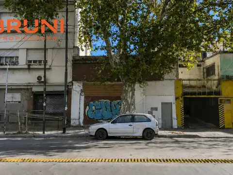 Local en Venta en Barracas, CABA