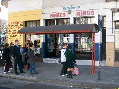 Local en Venta en Parque Patricios, Capital Federal