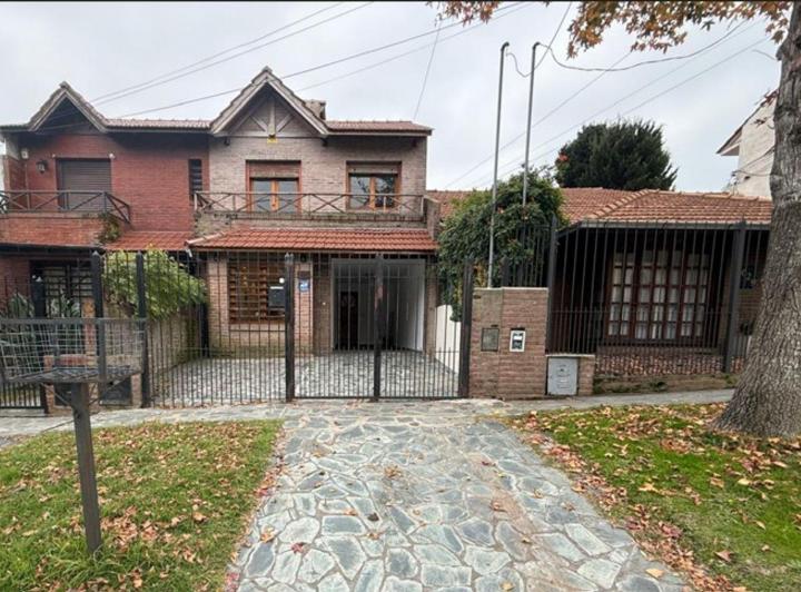 PH · 115m² · 4 Ambientes · 1 Cochera