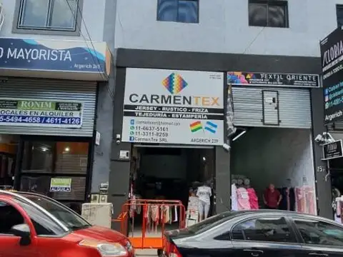 Local en Venta en Flores, Capital Federal