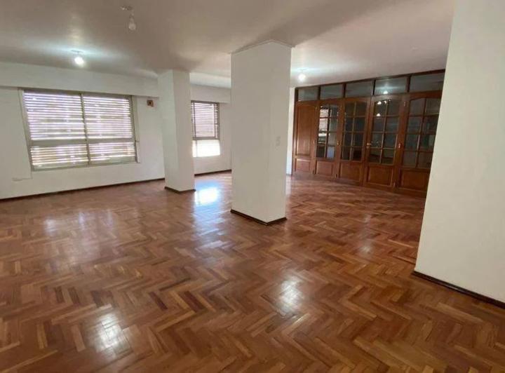 Departamento · 222m² · 7 Ambientes · 2 Cocheras