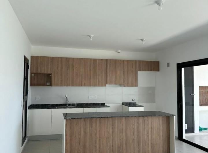 Casa · 150m² · 3 Ambientes · 1 Cochera