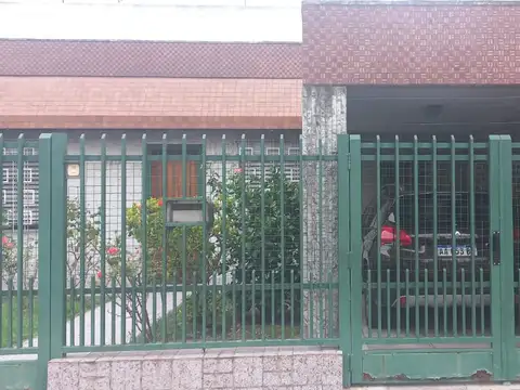 Casa en Venta en Barrio Naón, Mataderos