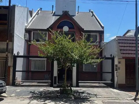 Casa en Venta en Versalles, Capital Federal