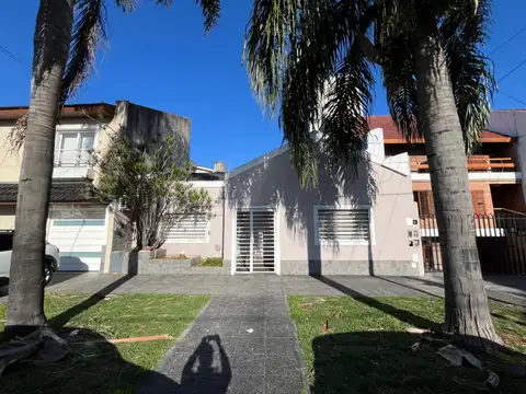 Casa en Venta en Barrio Naón, Mataderos