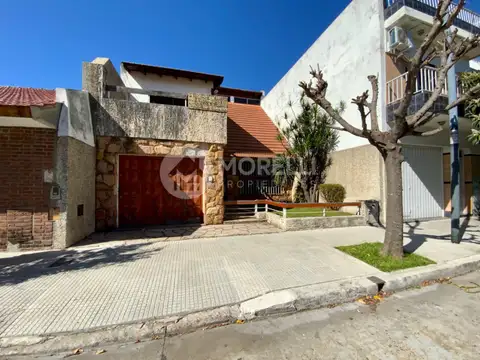 Casa en Venta en Barrio Naón, Mataderos