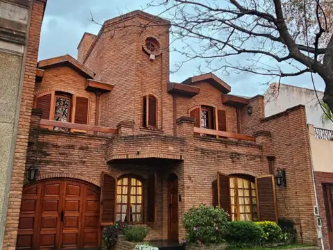 Casa en Venta en Versalles, Capital Federal