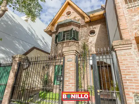 Casa en Venta en Villa Pueyrredon, Capital Federal