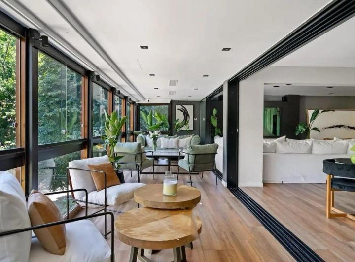 Departamento · 258m² · 6 Ambientes · 2 Cocheras