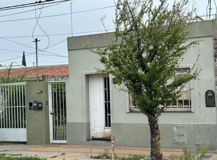 Departamento · 219m² · 7 Ambientes · 1 Cochera