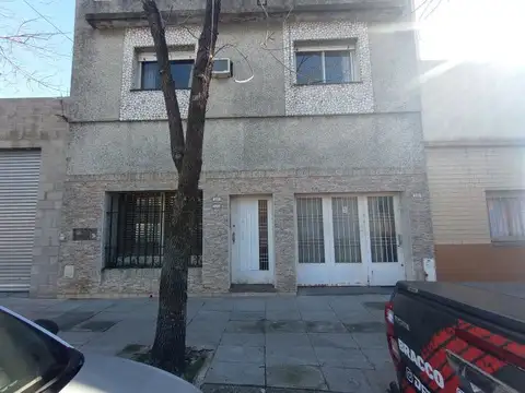 PH en Venta en Pompeya, CABA