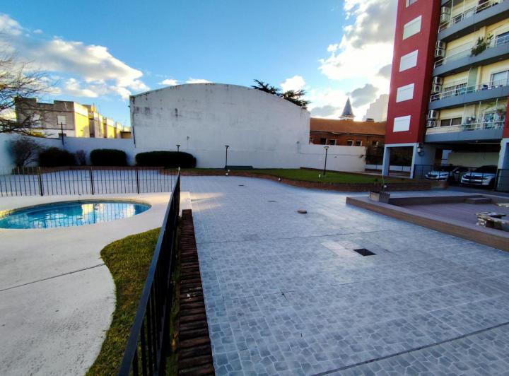 Departamento · 72m² · 4 Ambientes · 1 Cochera