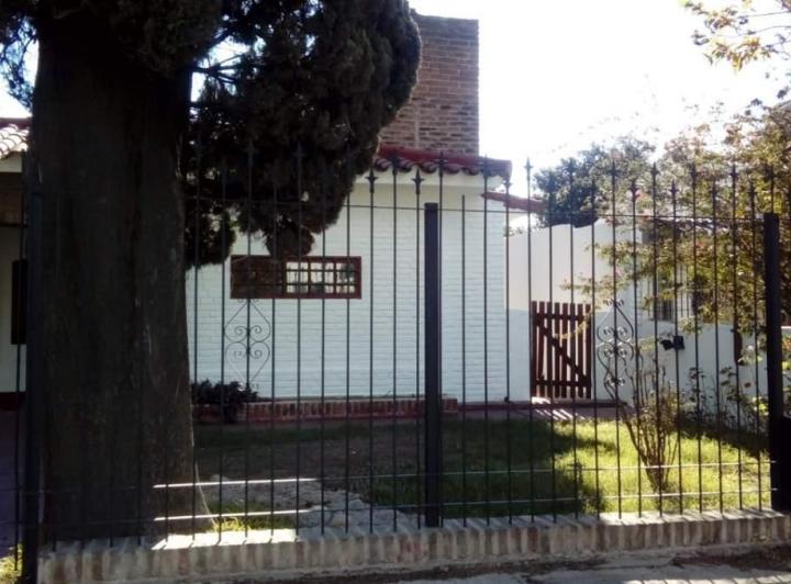 Casa · 215m² · 8 Ambientes