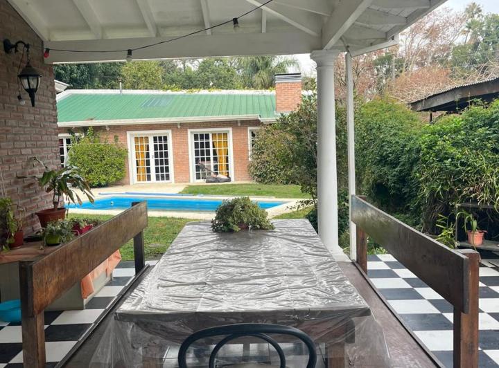 Casa · 150m² · 4 Ambientes · 1 Cochera