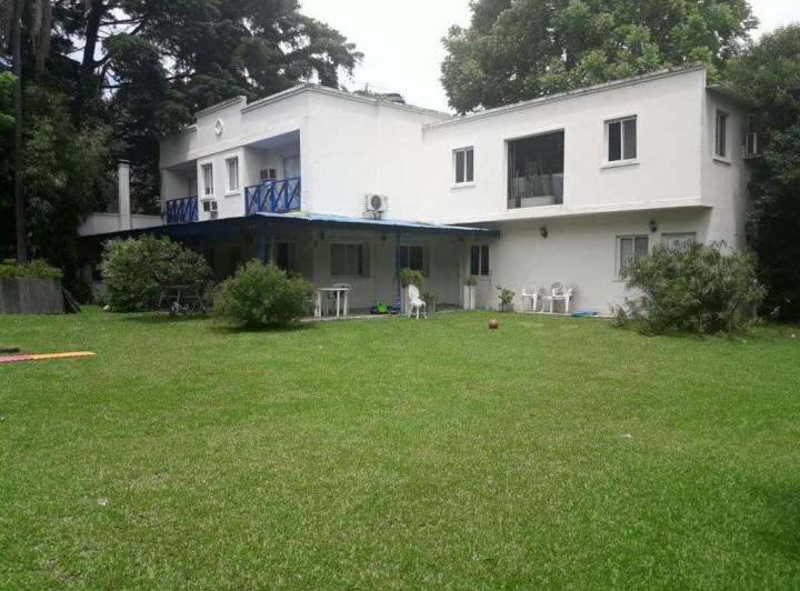 Casa · 150ha · 5 Ambientes · 1 Cochera