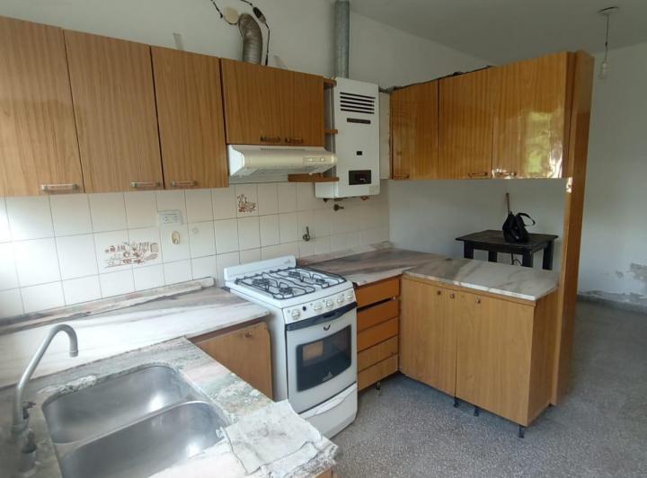 Casa · 170m² · 4 Ambientes · 1 Cochera