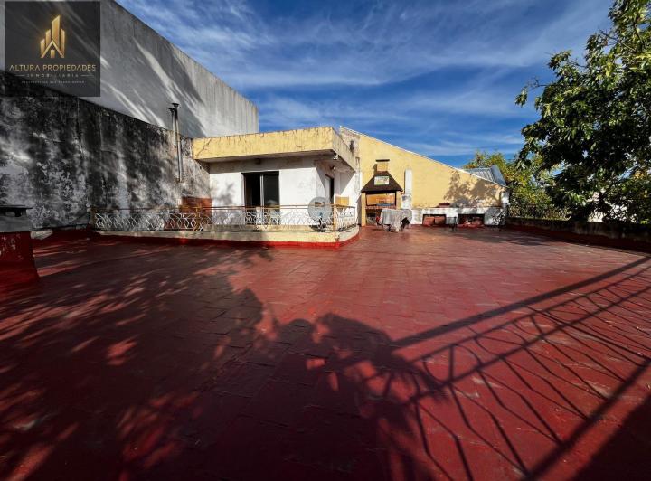 Casa · 88m² · 6 Ambientes · 1 Cochera