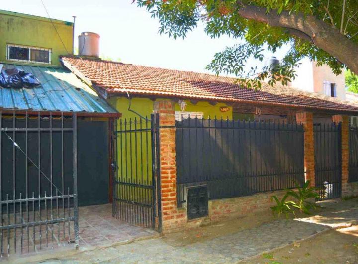 Casa · 89m² · 5 Ambientes · 2 Cocheras