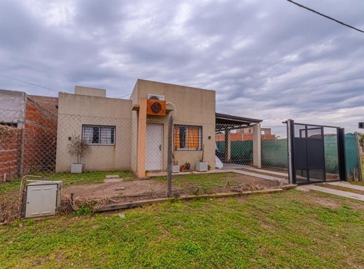 Casa · 58m² · 4 Ambientes · 1 Cochera