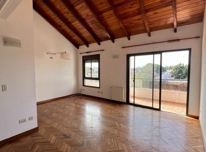 Departamento · 121m² · 4 Ambientes · 2 Cocheras