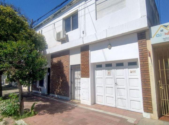 Casa · 77m² · 5 Ambientes · 1 Cochera