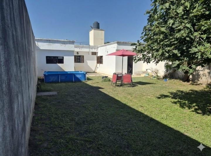 Casa · 117m² · 4 Ambientes · 1 Cochera