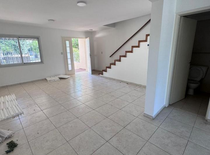 Casa · 170m² · 4 Ambientes · 1 Cochera
