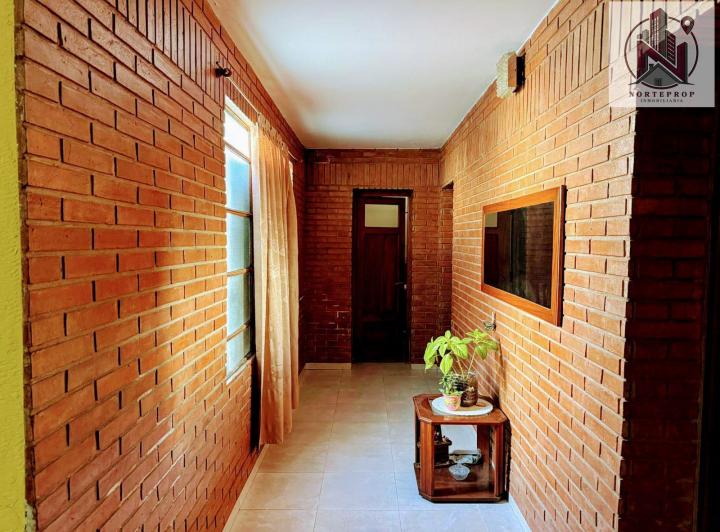 Casa · 202m² · 3 Ambientes · 2 Cocheras