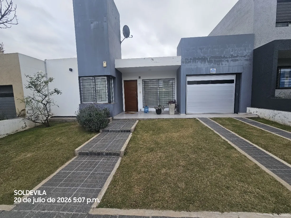 EXCELENTE CASA