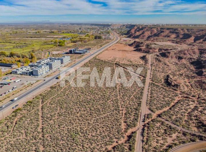 Terreno · 9997m²