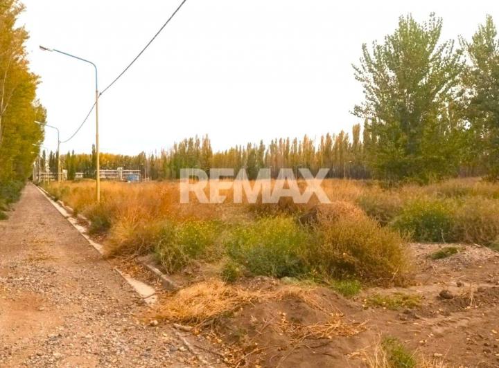 Terreno · 771m²