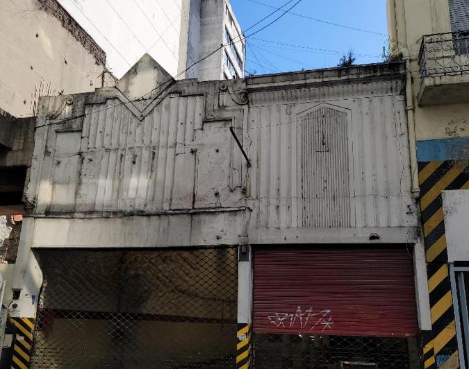 Terreno · 600m² · 9 Ambientes · 60 Cocheras