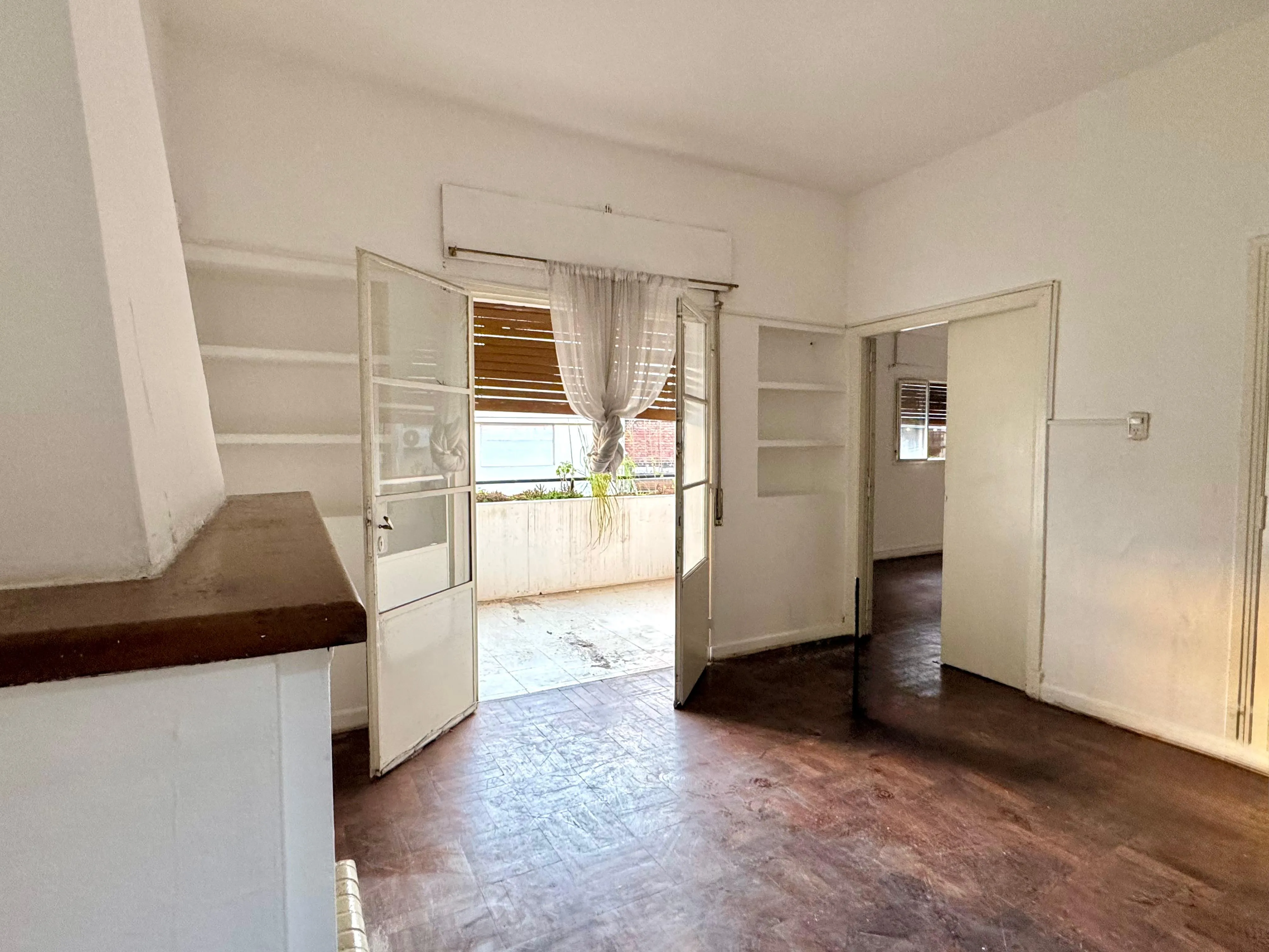 Atención Inversores! GRAN CASA CON 4 PH + LOCAL + 15 COCHERAS  (CC)