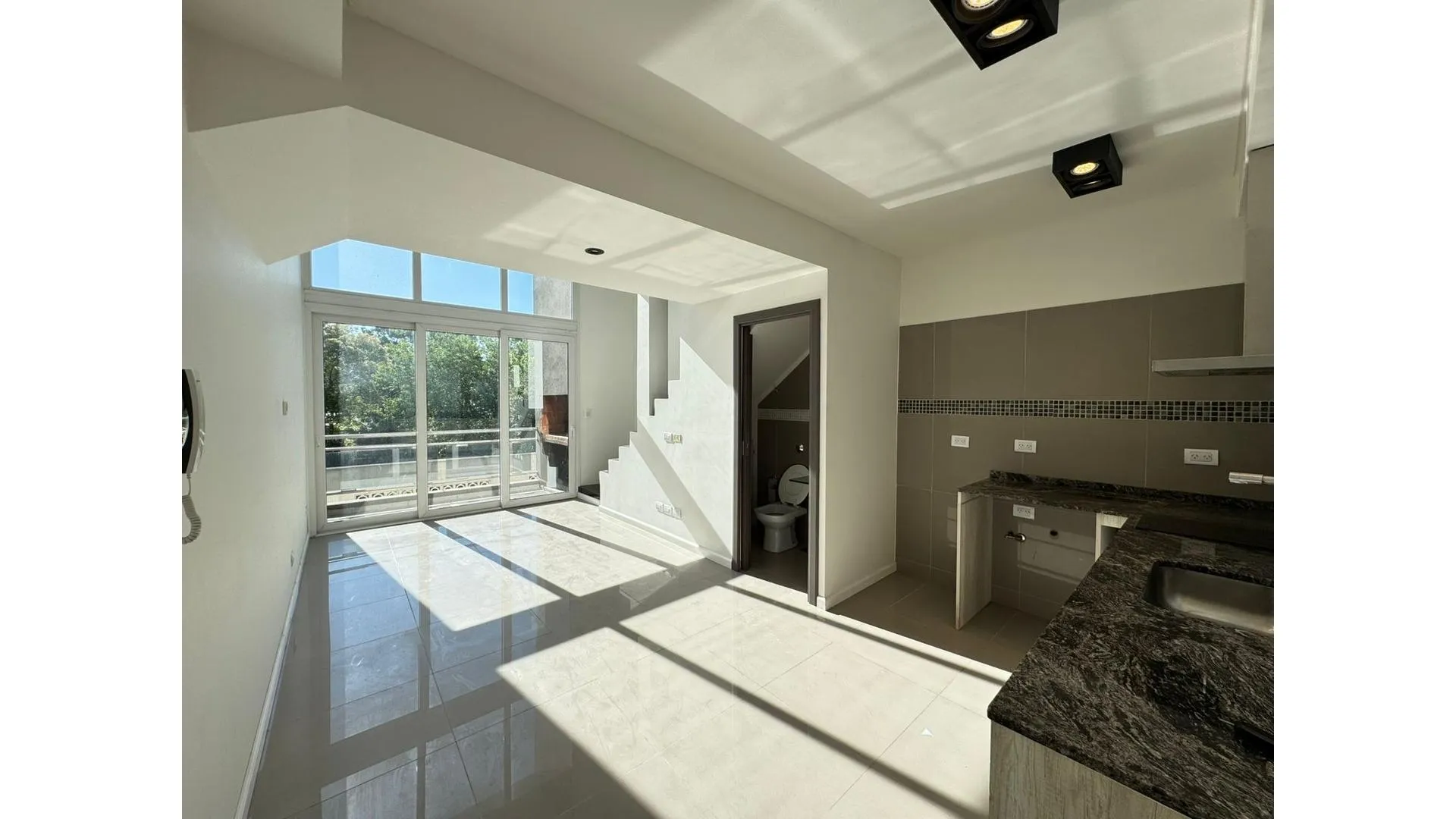 DEPARTAMENTO EN ALQUILER