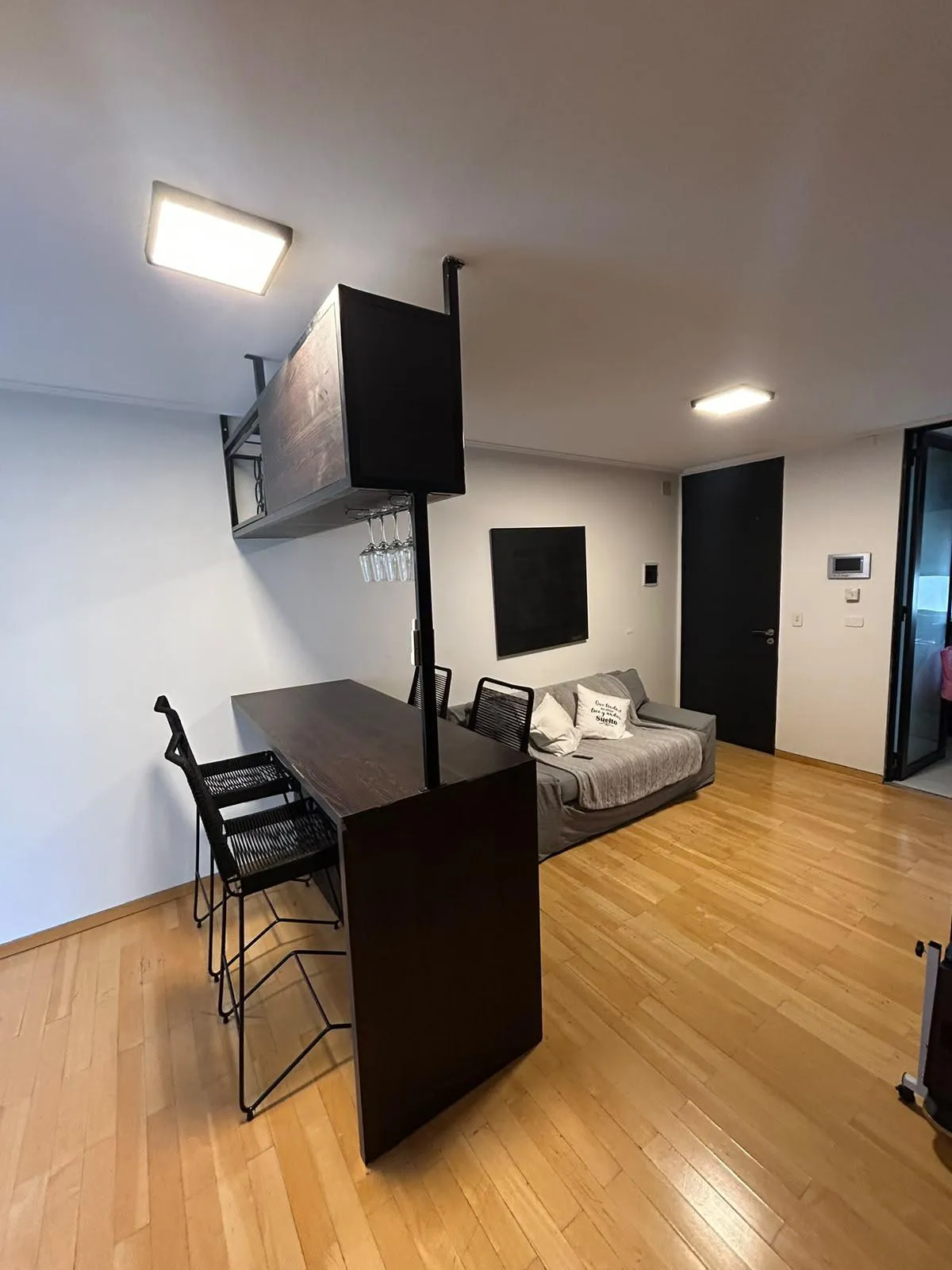 Alq.dpto c1 dorm.AMOBLADO B Nueva Córdoba.