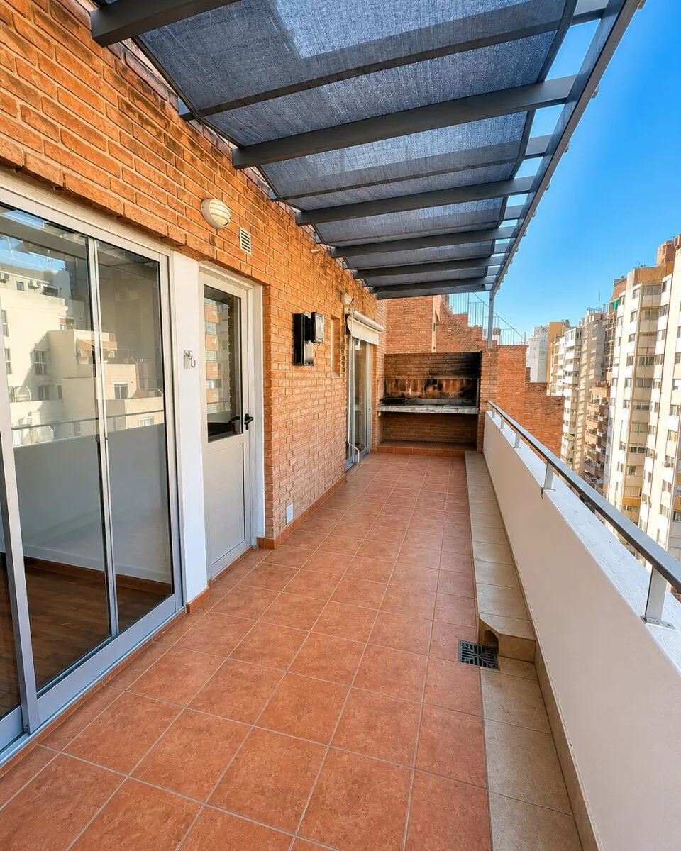Duplex 2 habitaciones y 2 terrazas propias a media cuadra del buen pastor
