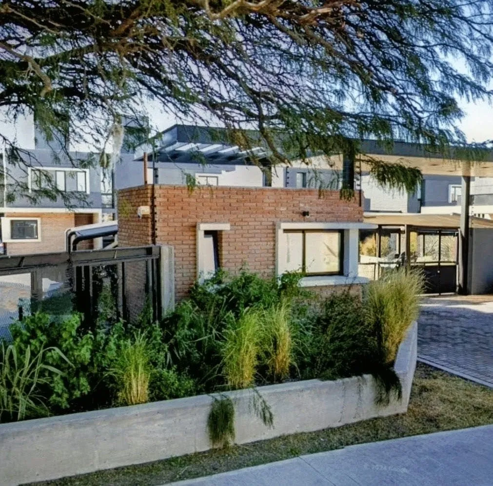 Arguello · Excelente Duplex · Unidad Premium · Zona Privilegiada ·