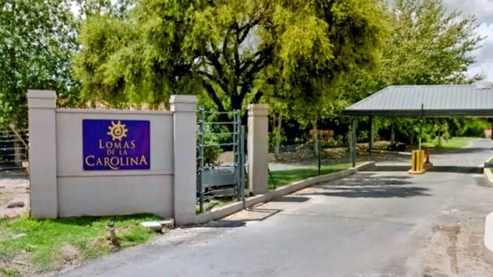 Lomas de la Carolina · Excelente Residencia · Unidad Premium · Zona Privilegiada ·