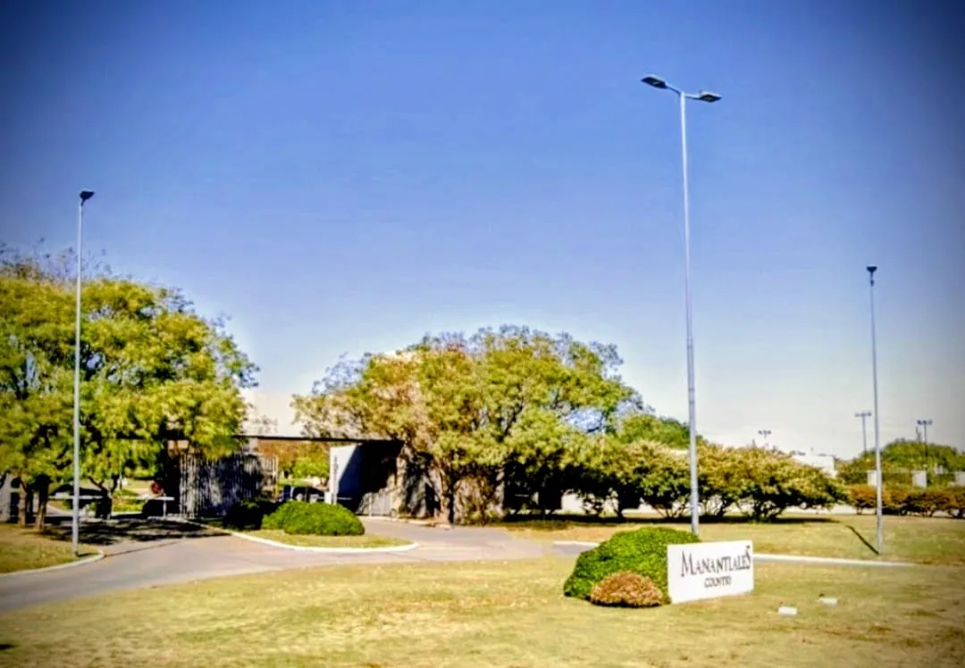 Manantiales · Excelente Residencia · Unidad Premium · Zona Privilegiada ·
