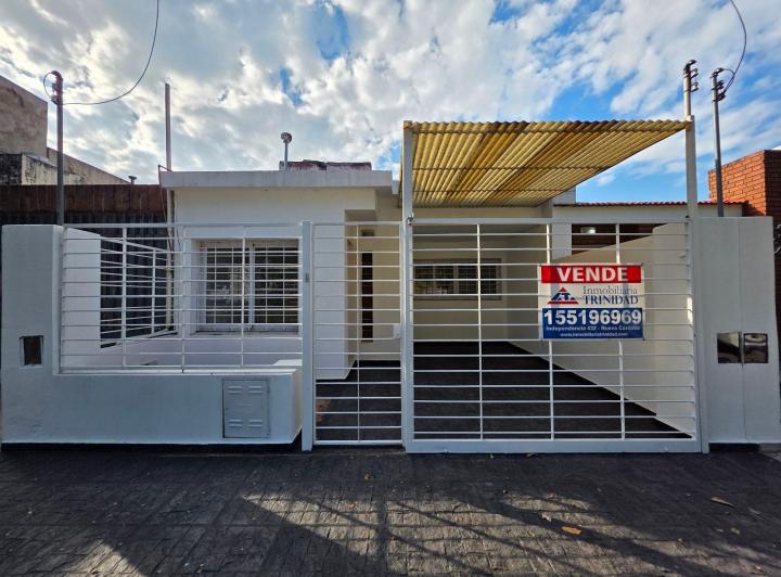 Departamento · 85m² · 7 Ambientes · 1 Cochera