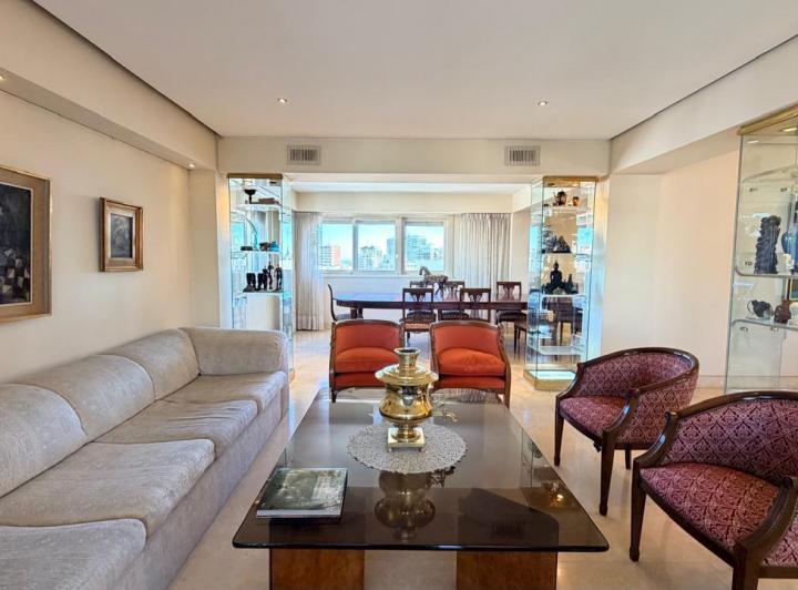 Departamento · 335m² · 6 Ambientes · 2 Cocheras